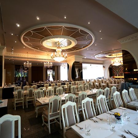 فندق رويال بينجا بانكوك المظهر الخارجي الصورة Interior of the restaurant